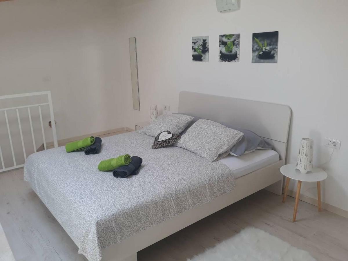 Dajven Otel Pula Dış mekan fotoğraf